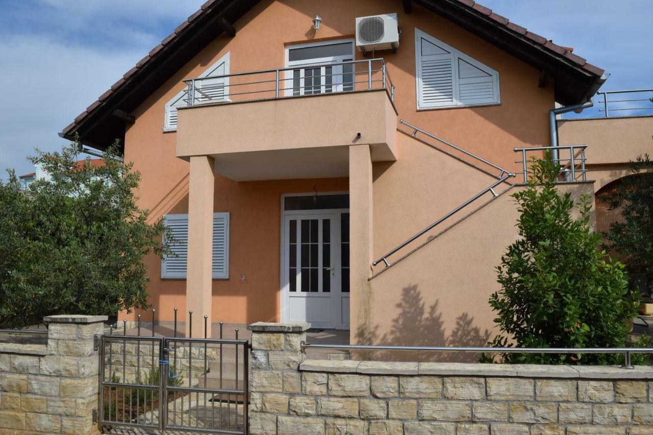 Vodice Family Apartment Luaran gambar